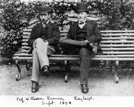 William Ramsey y Lord Rayleigh