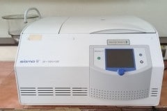 Centrífuga Marca: SIGMA Modelo: 3-18KS
