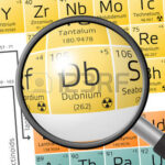 El  27 de abril de 1970 se descubre el Dubnio, elemento 105 de la tabla periódica